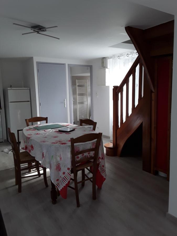 Gite Le Jaya Saint-Georges-de-Luzençon Extérieur photo